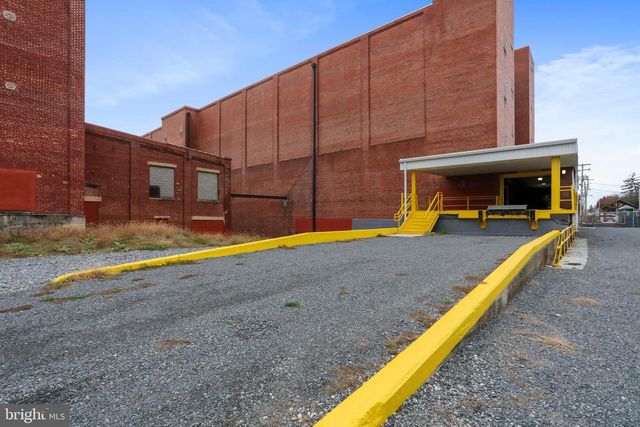 50 KENNEDY ST, Chambersburg, PA 17201