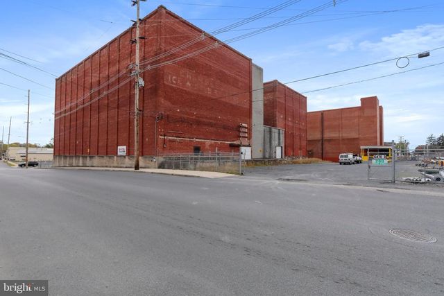 50 KENNEDY ST, Chambersburg, PA 17201