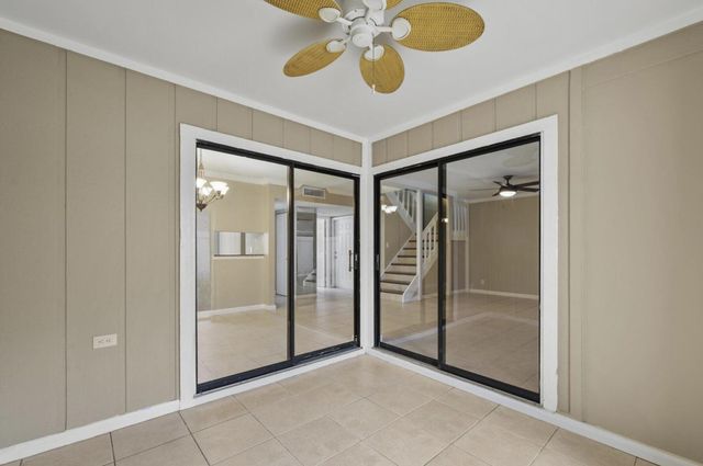402 Lakewood Court 2b, Jupiter, FL 33458