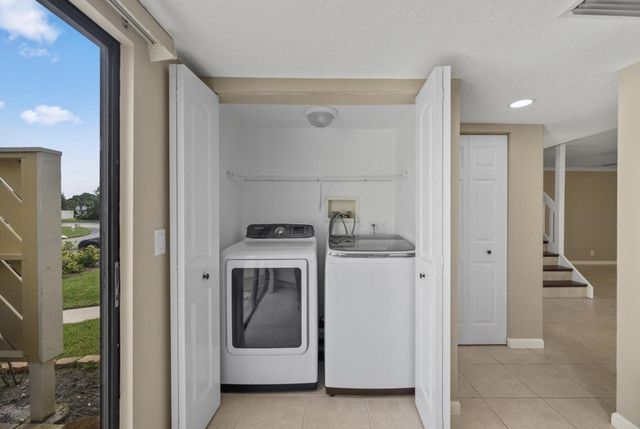 402 Lakewood Court 2b, Jupiter, FL 33458