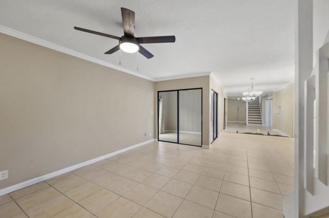 402 Lakewood Court 2b, Jupiter, FL 33458