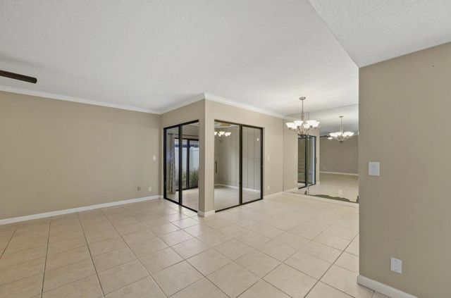 402 Lakewood Court 2b, Jupiter, FL 33458