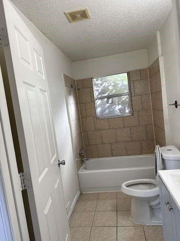 2706 Francis Street 4, Houston, TX 77004