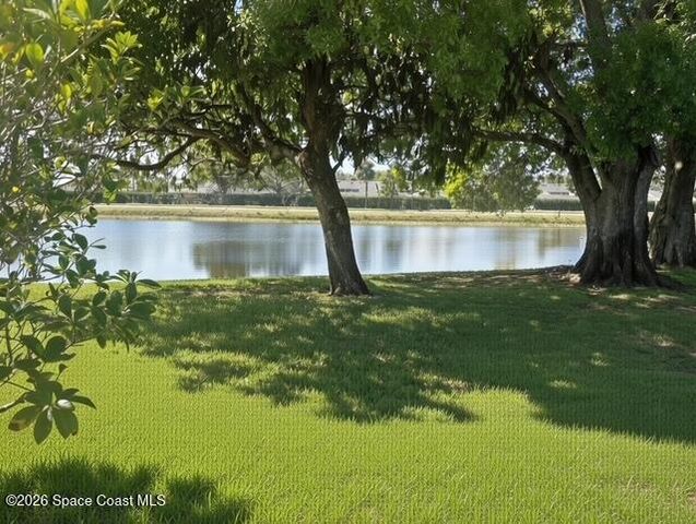 306 Lake Victoria Circle, Melbourne, FL 32940