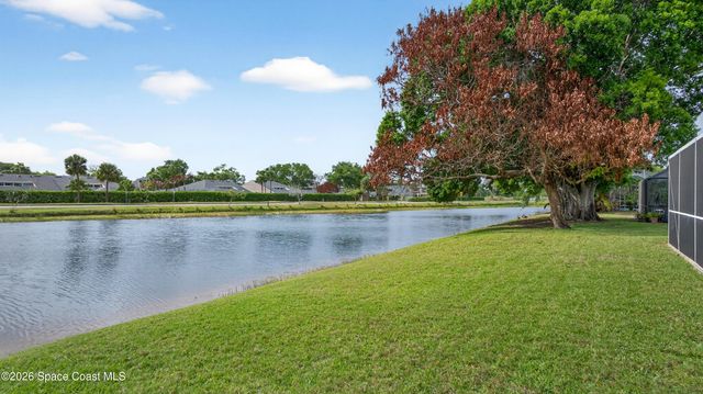 306 Lake Victoria Circle, Melbourne, FL 32940