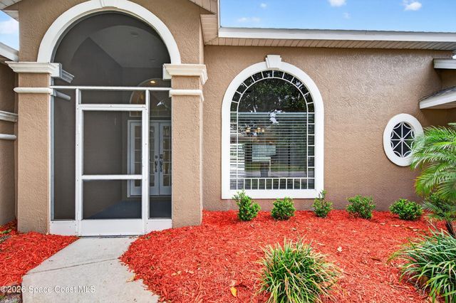 306 Lake Victoria Circle, Melbourne, FL 32940