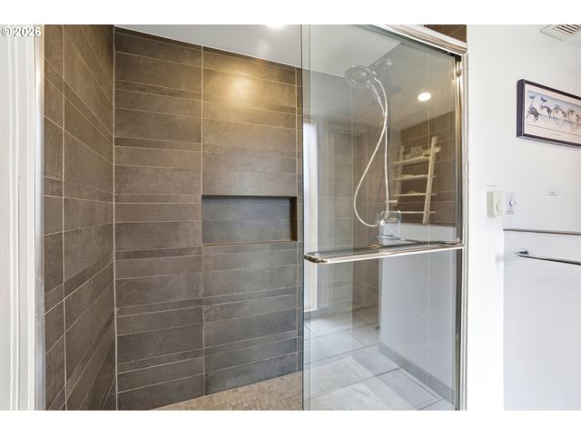 401 N 6TH Ave, Rockaway Beach, OR 97136