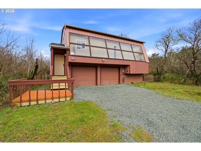 401 N 6TH Ave, Rockaway Beach, OR 97136