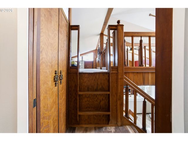 401 N 6TH Ave, Rockaway Beach, OR 97136