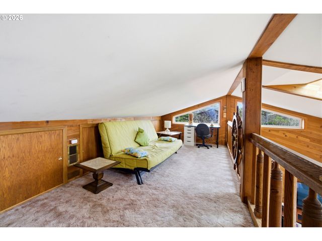 401 N 6TH Ave, Rockaway Beach, OR 97136