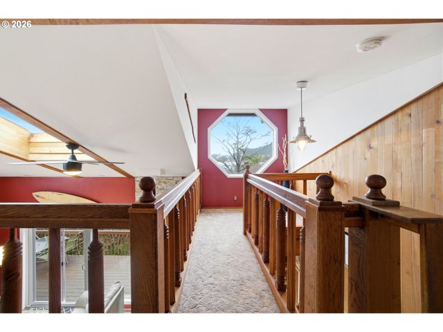 401 N 6TH Ave, Rockaway Beach, OR 97136