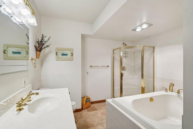 W5706 Bubbling Springs DRIVE, Elkhorn, WI 53121