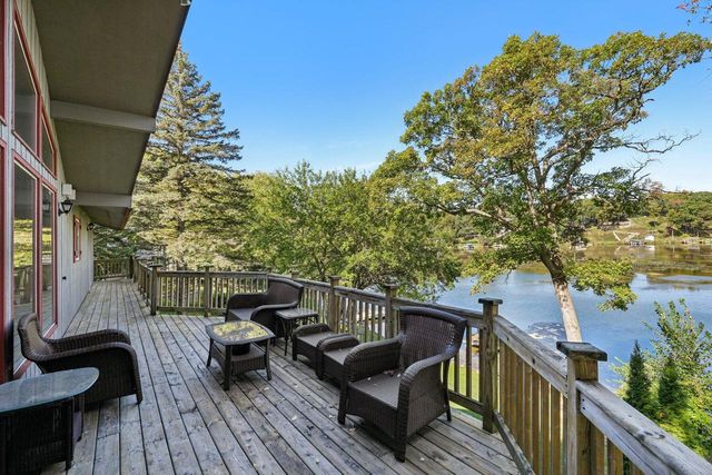 W5706 Bubbling Springs DRIVE, Elkhorn, WI 53121