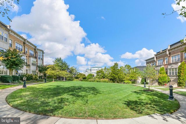 509 RAMPART WAY #19, Oxon Hill, MD 20745