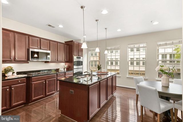 509 RAMPART WAY #19, Oxon Hill, MD 20745