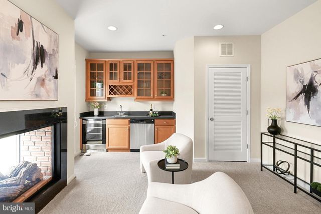 509 RAMPART WAY #19, Oxon Hill, MD 20745