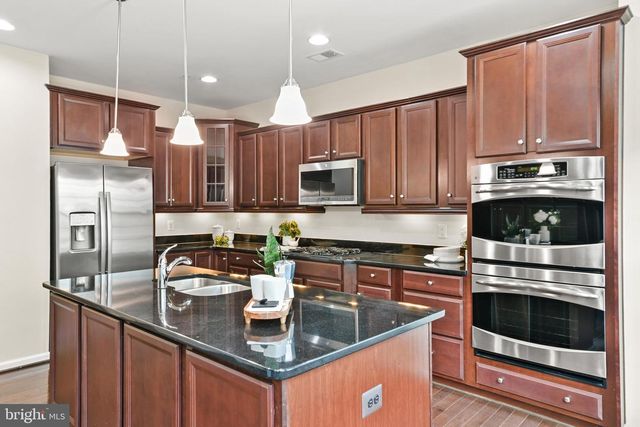 509 RAMPART WAY #19, Oxon Hill, MD 20745