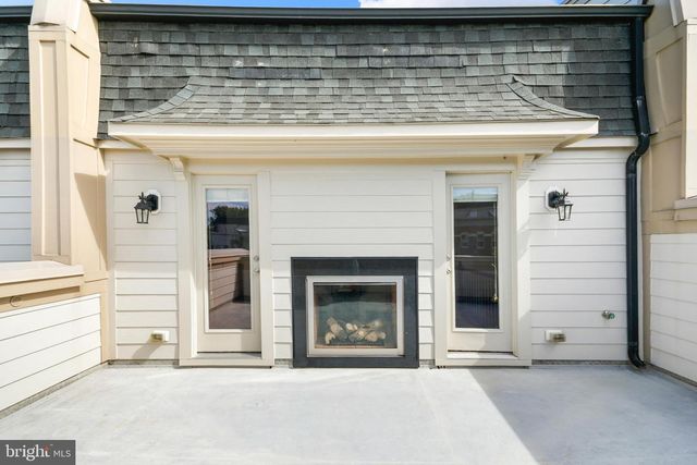 509 RAMPART WAY #19, Oxon Hill, MD 20745