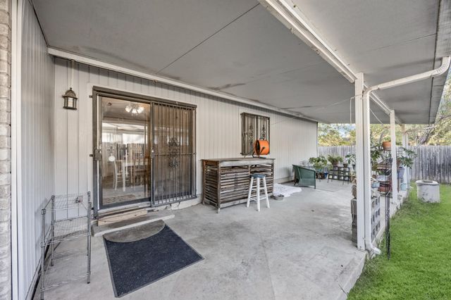 6300 Libyan DR, Austin, TX 78745