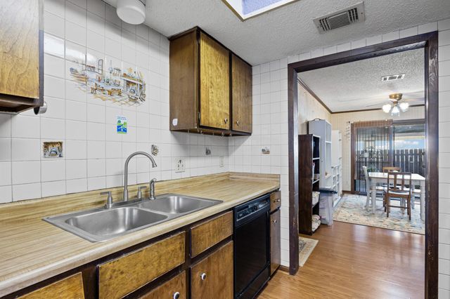 6300 Libyan DR, Austin, TX 78745