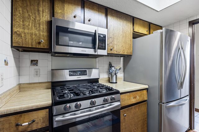 6300 Libyan DR, Austin, TX 78745