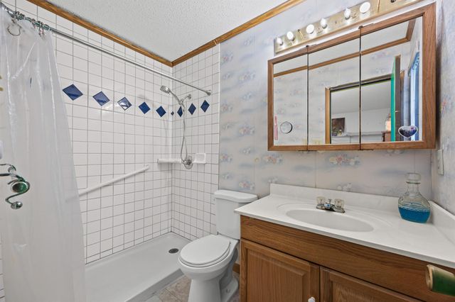 6300 Libyan DR, Austin, TX 78745