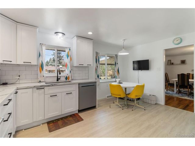 6905 W 4th Ave, Lakewood, CO 80226