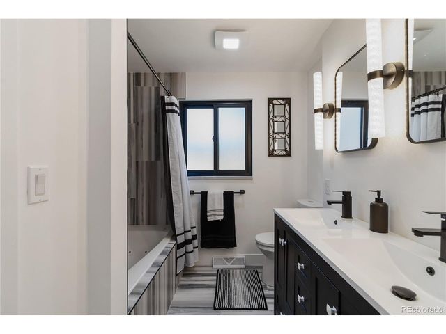 6905 W 4th Ave, Lakewood, CO 80226