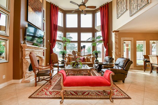 826 Delford Way, Sugar Land, TX 77479