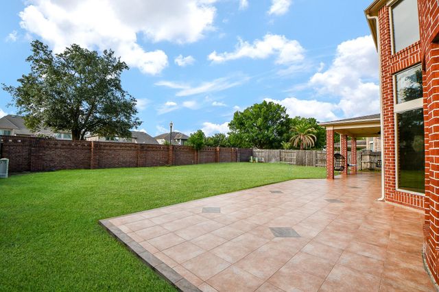 826 Delford Way, Sugar Land, TX 77479