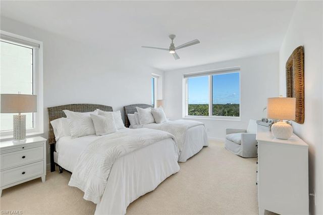 265 Indies WAY 502, Naples, FL 34110