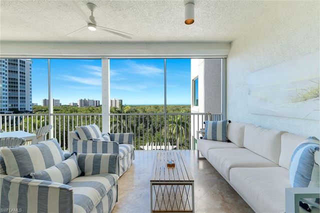 265 Indies WAY 502, Naples, FL 34110