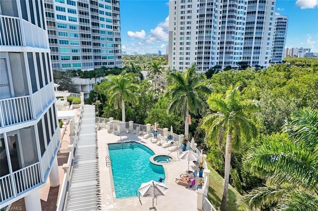 265 Indies WAY 502, Naples, FL 34110