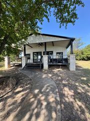 2776 Waters Edge, Quinlan, TX 75474