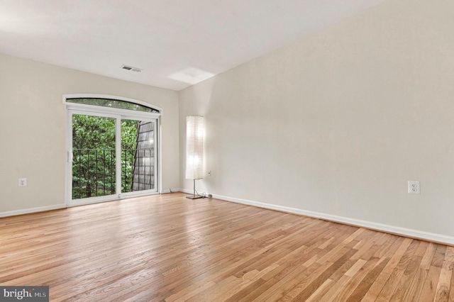 8164 INVERNESS RIDGE RD, Potomac, MD 20854