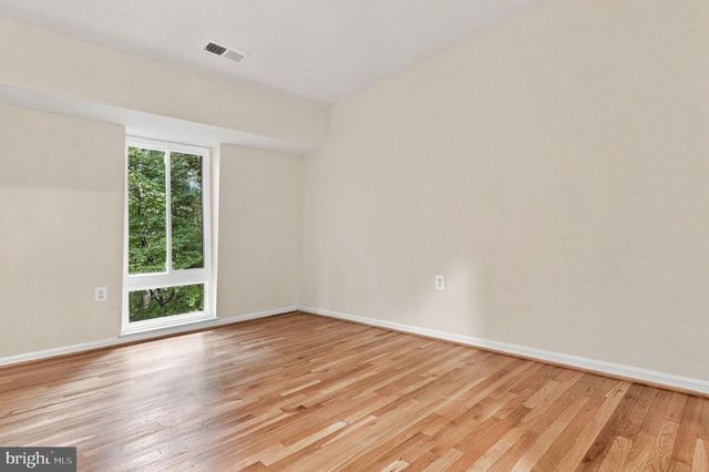 8164 INVERNESS RIDGE RD, Potomac, MD 20854
