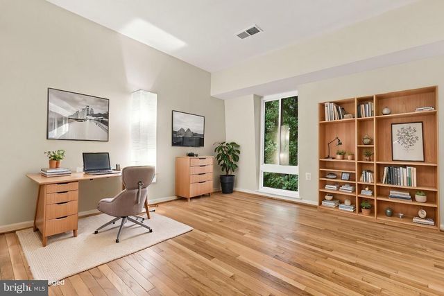 8164 INVERNESS RIDGE RD, Potomac, MD 20854