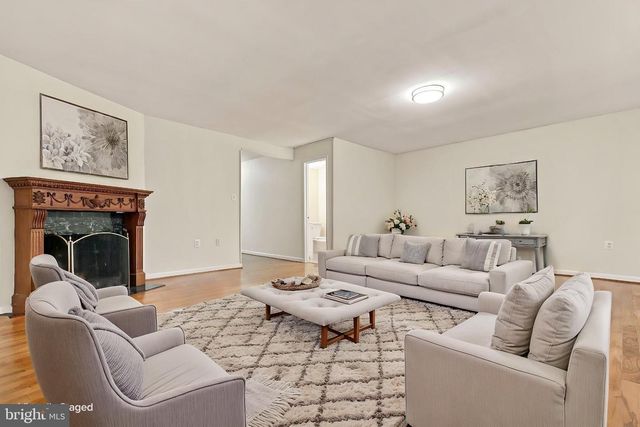 8164 INVERNESS RIDGE RD, Potomac, MD 20854