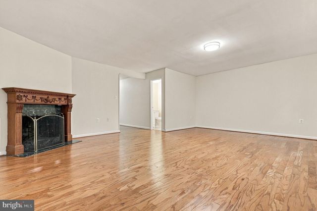 8164 INVERNESS RIDGE RD, Potomac, MD 20854