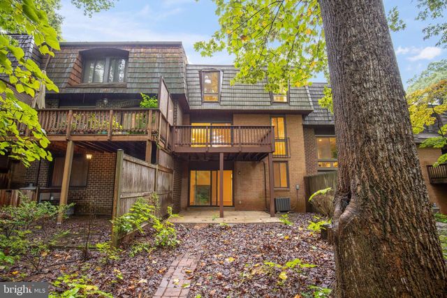 8164 INVERNESS RIDGE RD, Potomac, MD 20854