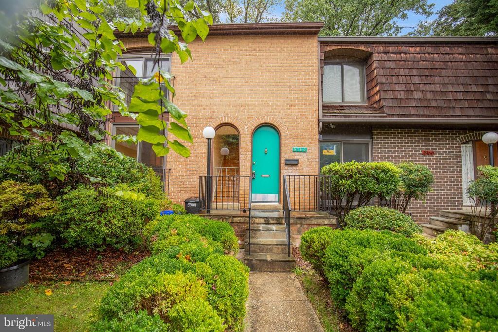 8164 INVERNESS RIDGE RD, Potomac, MD 20854