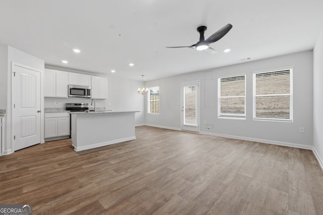 214 Norchester Avenue, Hogansville, GA 30230