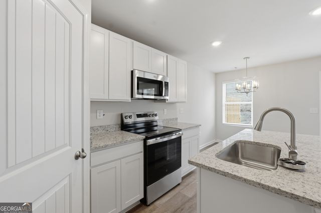 214 Norchester Avenue, Hogansville, GA 30230