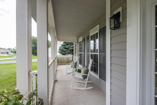 N67W34390 Jorgenson WAY, Oconomowoc, WI 53066