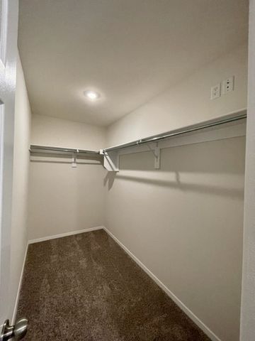 7108 SW Chestnut Hill Road, Bentonville, AR 72713