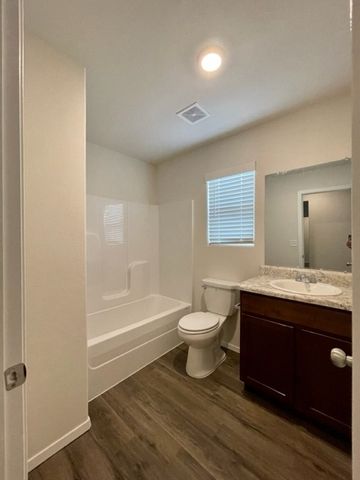 7108 SW Chestnut Hill Road, Bentonville, AR 72713