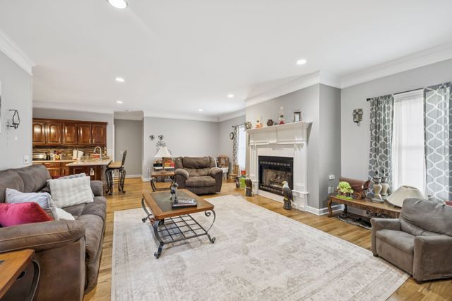 33 Bishop Rd, Lawrenceburg, TN 38464