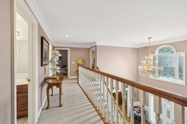 33 Bishop Rd, Lawrenceburg, TN 38464