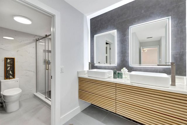 7898 Eastlake Drive 7d, Boca Raton, FL 33433