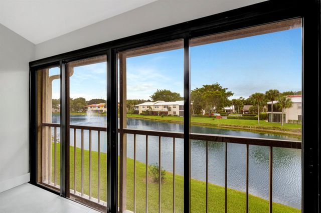 7898 Eastlake Drive 7d, Boca Raton, FL 33433